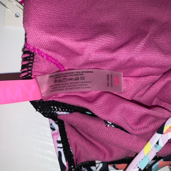 YMI One Piece Multi Print Cutout Swimsuit Medium - Picture 5 of 9